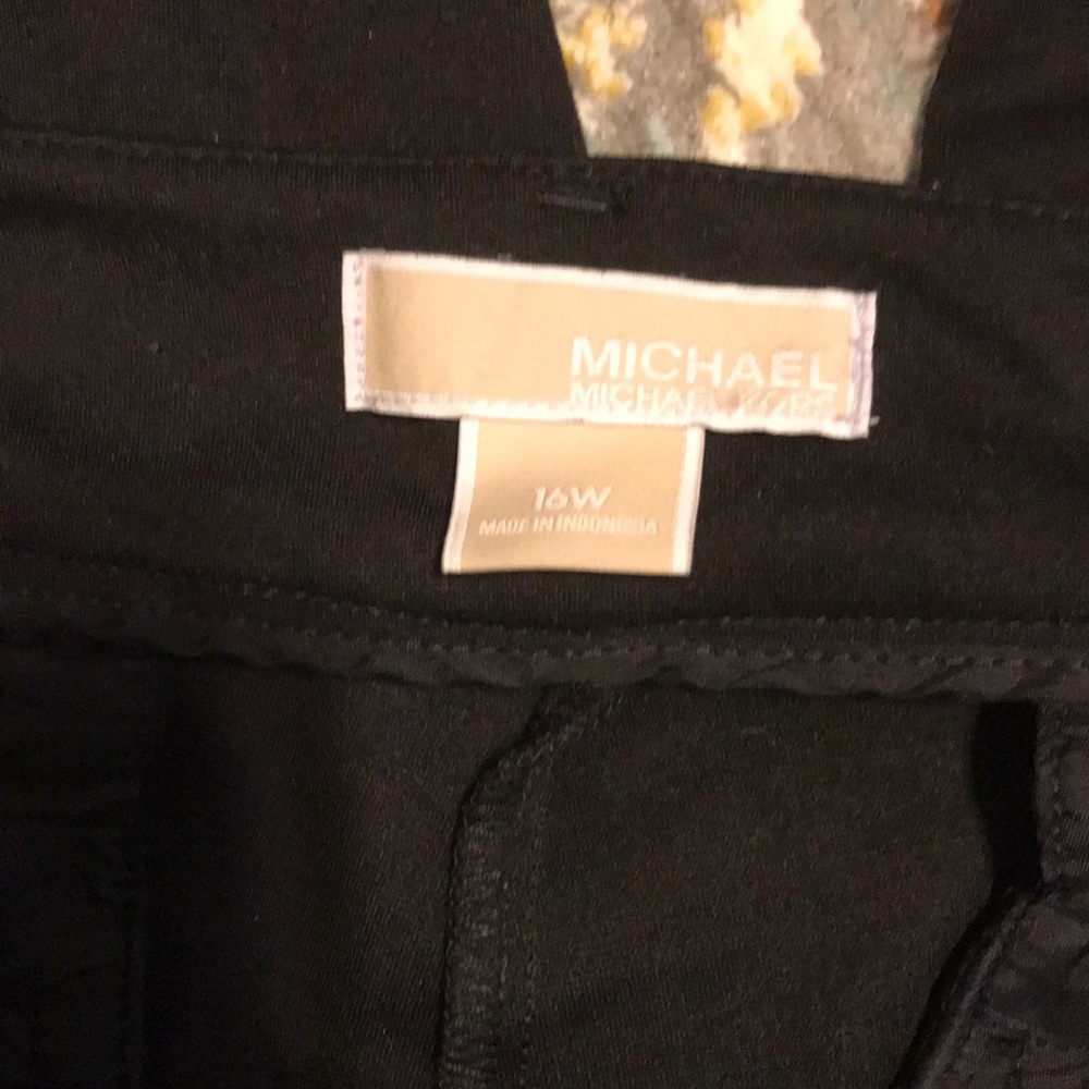 Michael Kors Plus - Picture 3 of 5